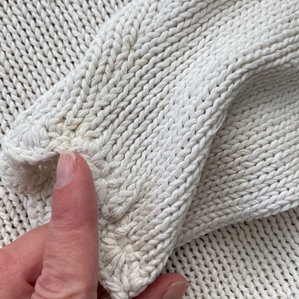 Vintage Jennifer Reed Hand Knit Embroidered Floral Winter Sweater Medium - Picture 15 of 16